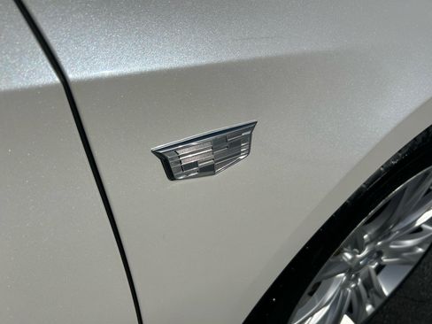 Used 2019 Cadillac XTS Luxury image 34