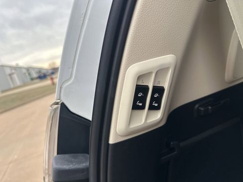 Used 2022 Lexus GX 460 Premium image 38