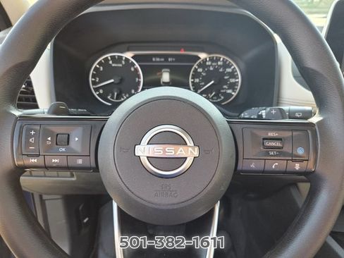 Used 2022 Nissan Rogue SV FWD image 24
