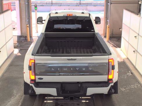 Used 2024 Ford F450 Limited w/ FX4 Off-Road Package AWD/4WD image 11