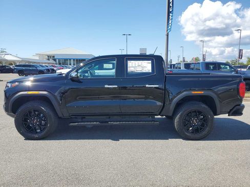 New 2026 GMC Canyon Denali w/ LPO, Denali Black Edition image 2