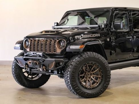 Used 2024 Jeep Wrangler Unlimited Rubicon 392 image 22