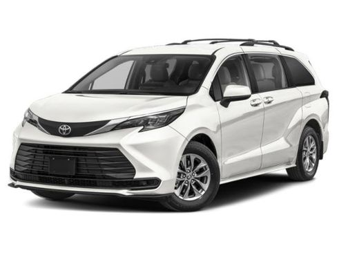 New 2026 Toyota Sienna LE FWD image 2