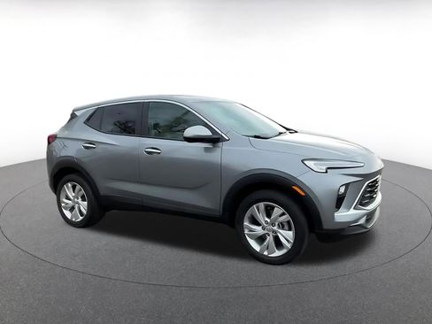 Used 2025 Buick Encore GX Preferred image 2
