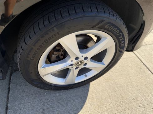 Used 2018 Mercedes-Benz GLE 350 4MATIC image 16