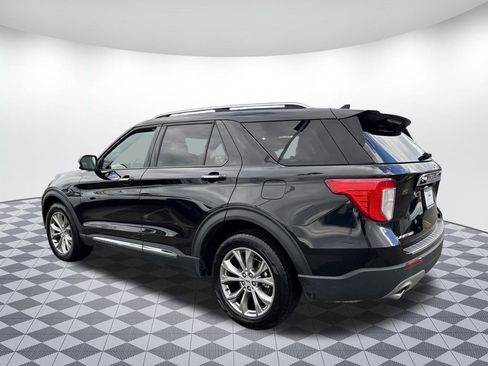 Used 2023 Ford Explorer Limited w/ Equipment Group 301A AWD/4WD image 5