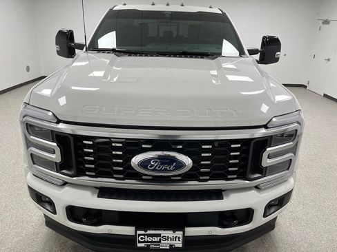 Used 2026 Ford F450 Platinum w/ FX4 Off-Road Package AWD/4WD image 3
