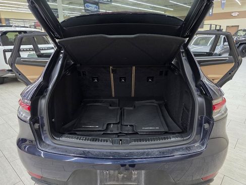 Used 2021 Porsche Macan AWD/4WD image 14