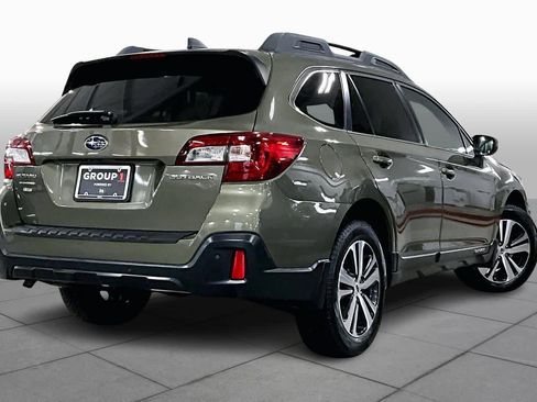 Used 2019 Subaru Outback 2.5i Limited image 12
