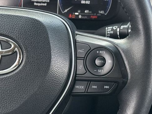 Used 2023 Toyota RAV4 Limited image 15