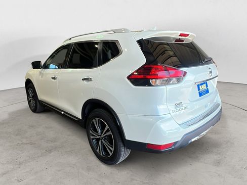 Used 2017 Nissan Rogue SL w/ SL Premium Package AWD/4WD image 4