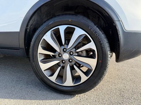 Used 2018 Buick Encore Essence FWD image 36