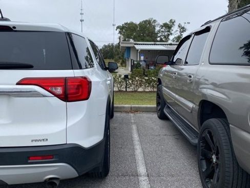 Used 2018 GMC Acadia SLE w/ LPO, Protection Package image 4