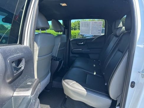 Used 2021 Toyota Tacoma TRD Sport RWD image 17