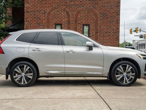 Used 2023 Volvo XC60 T8 Ultimate w/ Protection Package Premier AWD/4WD image 4