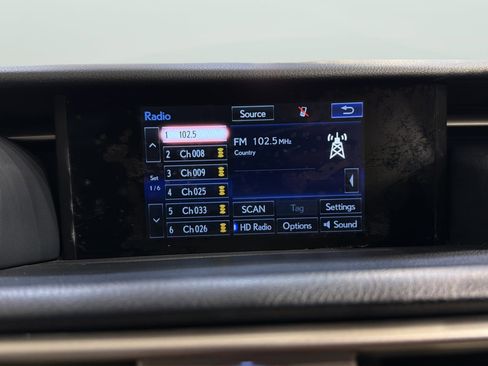 Used 2014 Lexus IS 350 w/ Luxury Package w/Brown Wood RWD image 29