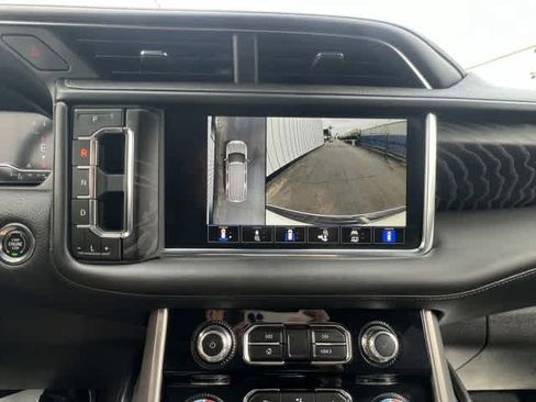 Used 2023 GMC Yukon Denali image 33