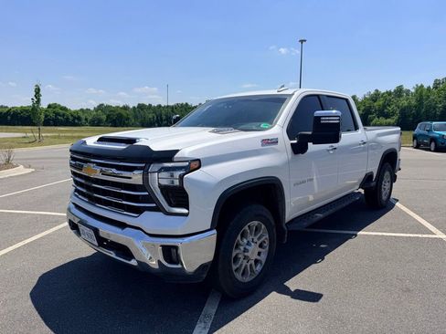 Used 2024 Chevrolet Silverado 2500 LTZ w/ LTZ Plus Package AWD/4WD image 1