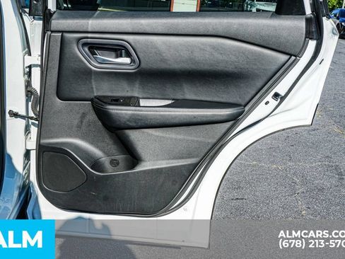 Used 2024 Nissan Rogue SV FWD image 52