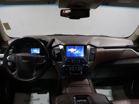 Used 2015 Chevrolet Tahoe LTZ AWD/4WD image 16