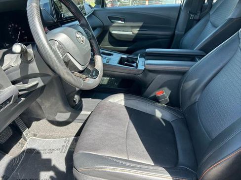 Certified 2023 Toyota Sienna XSE w/ XSE Plus Package image 11