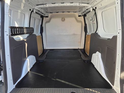 Used 2022 Ford Transit Connect XL image 15