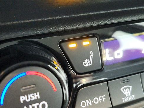 New 2026 Nissan Kicks SV w/ SV Premium Package image 32