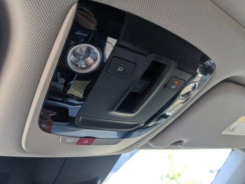 Certified 2025 Kia Sorento S w/ Panoramic Sunroof Package FWD image 25