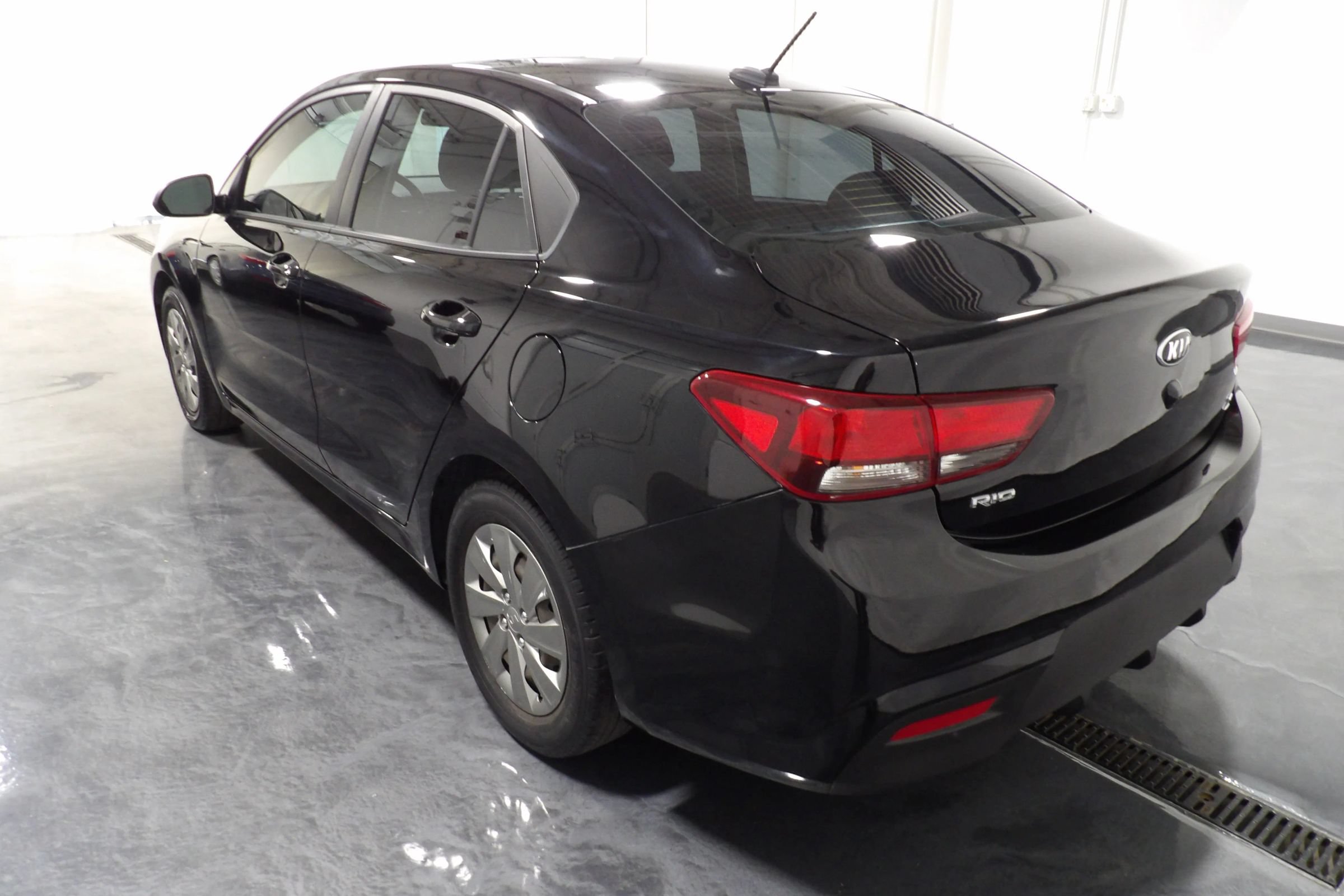 Used 2020 Kia Rio S FWD image 5