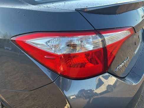 Used 2015 Toyota Corolla S image 10
