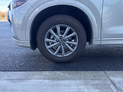 Used 2025 MAZDA CX-5 AWD 2.5 S w/ Select Package image 8