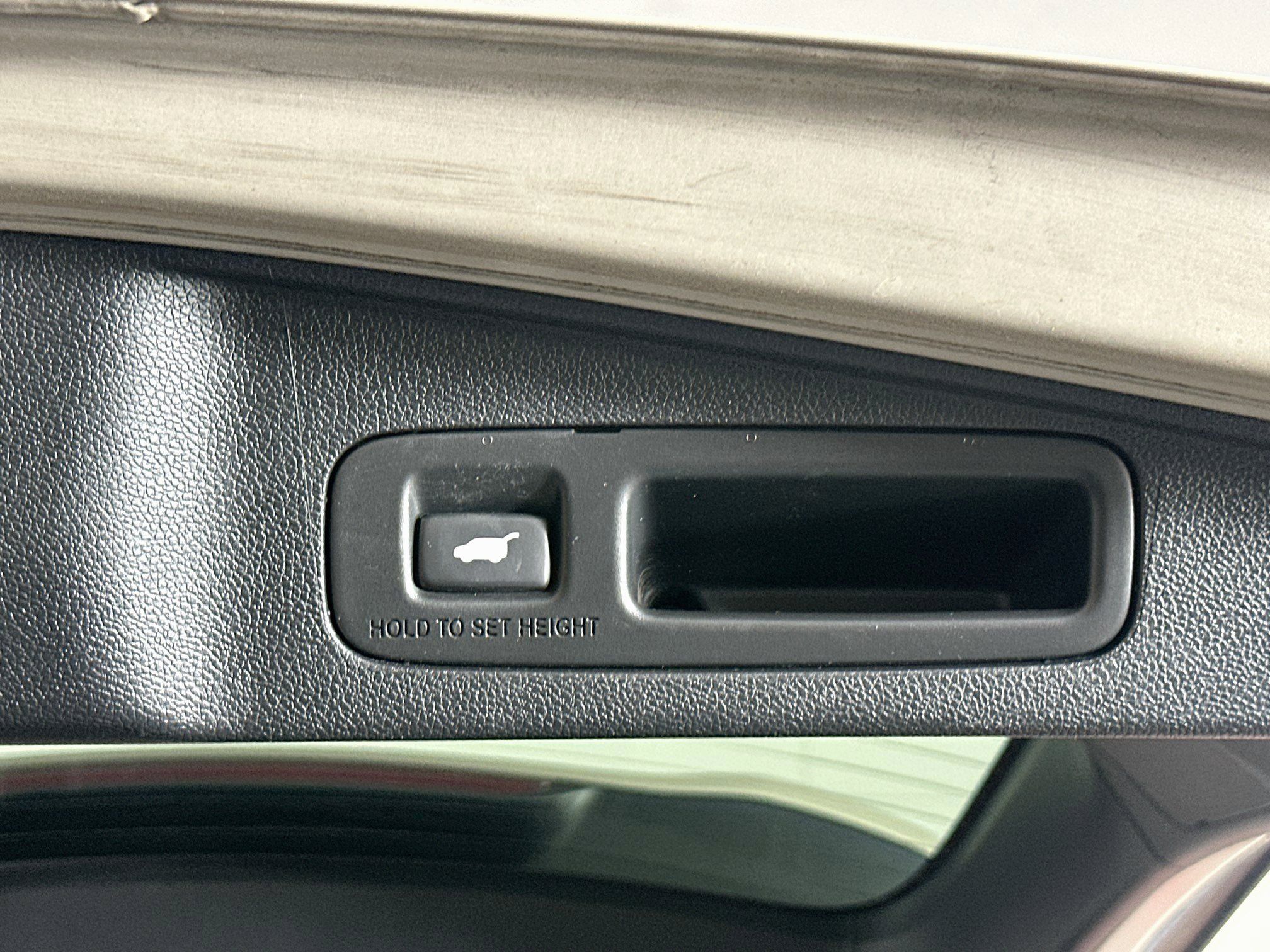 Used 2019 Honda CR-V Touring image 31