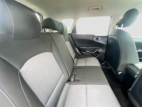 Used 2021 Kia Soul S image 24