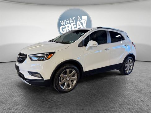 Used 2019 Buick Encore Essence w/ Experience Buick Package image 8