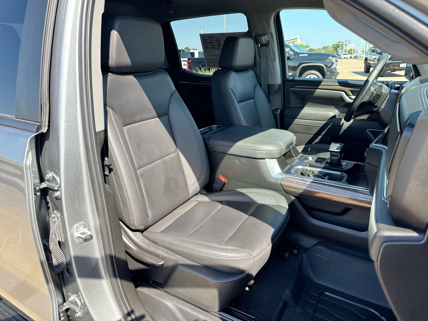 Used 2025 Chevrolet Silverado 1500 RST w/ All Star Edition Plus RWD image 25