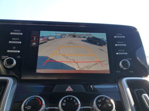 Used 2023 Kia Sorento LX image 23