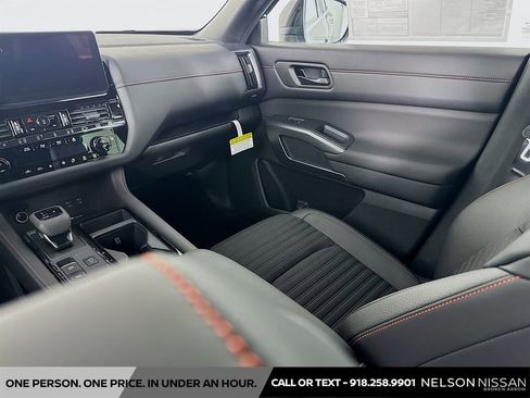 New 2026 Nissan Pathfinder Rock Creek image 23