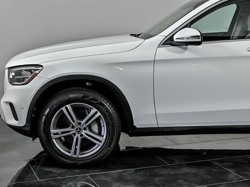 Used 2022 Mercedes-Benz GLC 300 GLC 300 4MATIC image 6