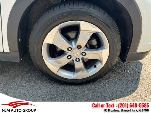 Used 2017 Honda HR-V LX image 15