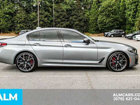 Used 2023 BMW 530i w/ M Sport Package RWD image 8