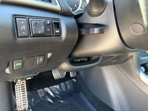 Used 2019 Nissan Sentra SV image 18