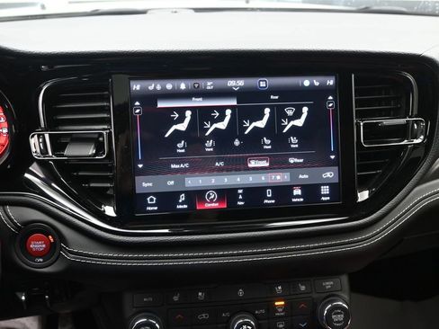 Used 2023 Dodge Durango SRT image 18