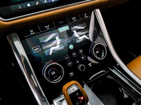 Used 2020 Land Rover Range Rover Sport SVR image 63