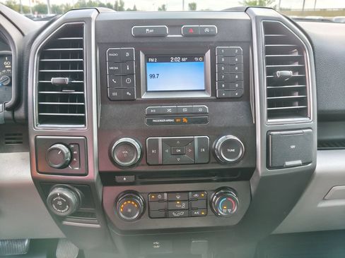 Used 2018 Ford F150 XLT w/ Trailer Tow Package AWD/4WD image 3
