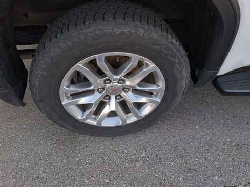 Used 2021 GMC Sierra 1500 SLT w/ SLT Convenience Package image 9