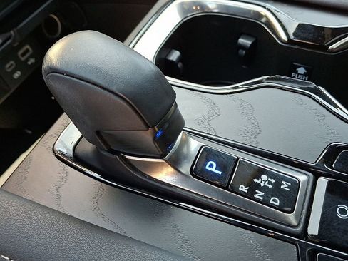 Used 2023 Lexus RX 350 Premium w/ Accessory Package AWD/4WD image 16