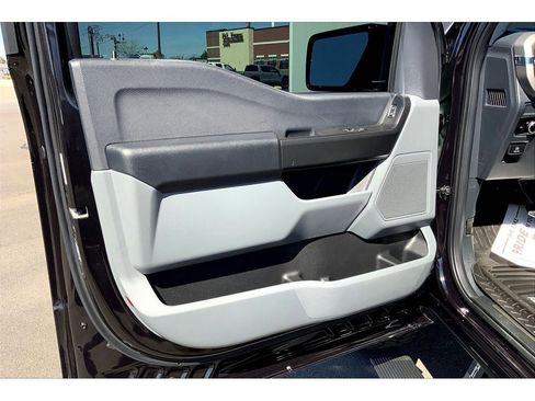 Used 2024 Ford F150 XL image 22