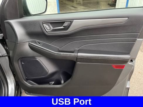 Used 2023 Ford Escape Active w/ Tech Pack #1 AWD/4WD image 38