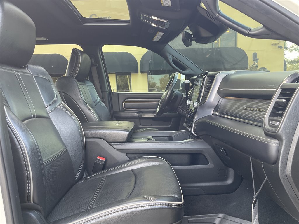 Used 2019 RAM 3500 Limited AWD/4WD image 25
