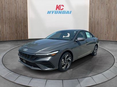New 2025 Hyundai Elantra Limited